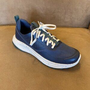 Olukai - Makiki Trench Blue - Multiple Sizes (NEW W/ BOX)